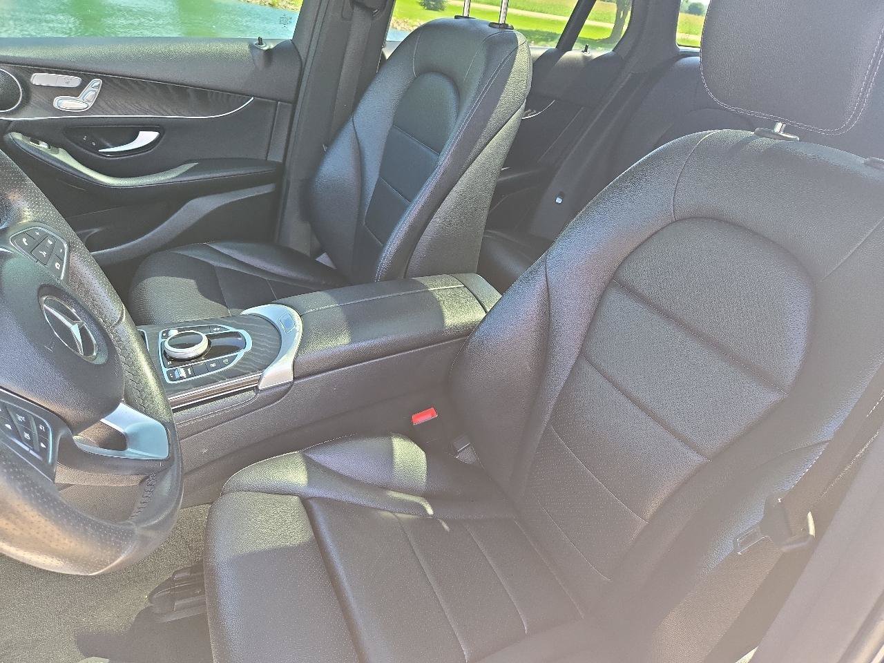 Used 2017 Mercedes-Benz GLC 300 w/ Premium 1 Package image 15