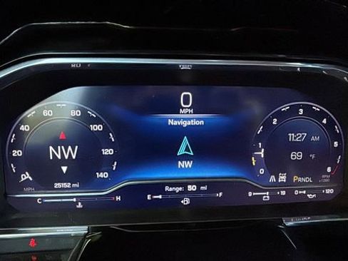 Used 2024 Chevrolet Silverado 1500 LT image 14