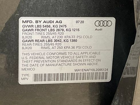 Used 2020 Audi Q5 2.0T Titanium Premium Plus AWD/4WD image 33