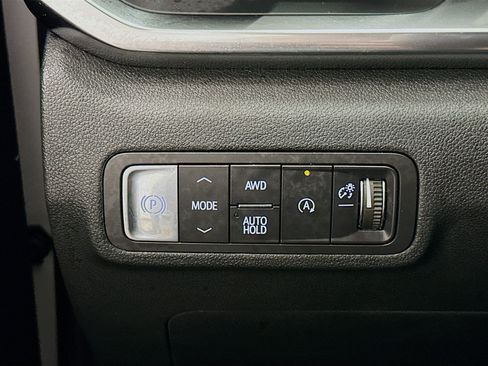 Used 2025 GMC Terrain Elevation AWD/4WD image 17