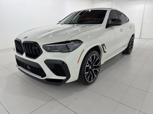Certified 2022 BMW X6 M w/ Competition Package image 1
