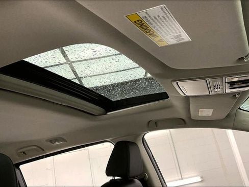 Used 2026 Honda Odyssey EX-L image 13