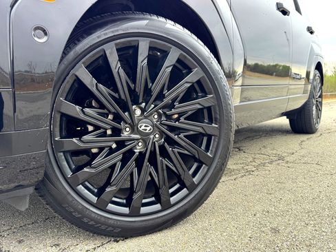 Used 2024 Hyundai Santa Fe Calligraphy image 2