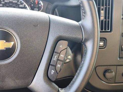 Used 2022 Chevrolet Express 3500 w/ Power Convenience Package RWD image 20