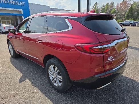 Used 2020 Buick Enclave Essence FWD image 22