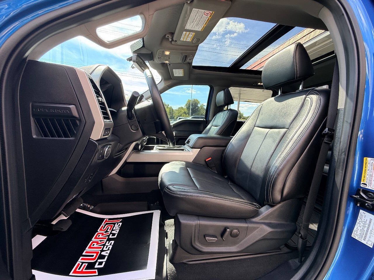 Used 2021 Ford F350 Lariat AWD/4WD image 23