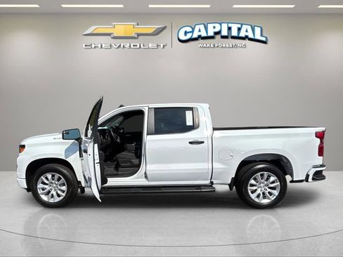 Used 2025 Chevrolet Silverado 1500 Custom RWD image 3