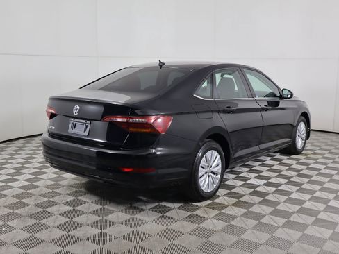 Used 2019 Volkswagen Jetta S w/ Driver Assistance Package image 5