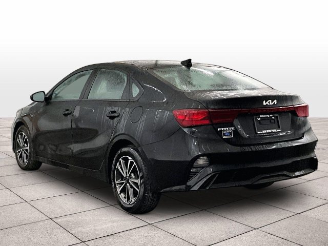 Used 2022 Kia Forte LXS FWD image 10