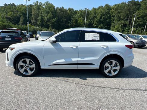 New 2025 Audi Q5 Premium Plus image 8