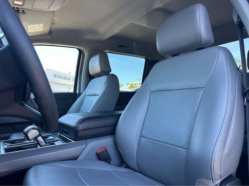 Used 2024 Ford F150 Lightning Pro image 7