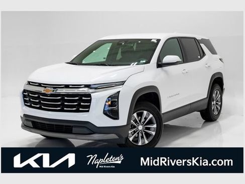Used 2025 Chevrolet Equinox LT FWD image 1
