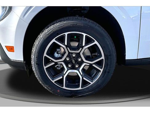 New 2026 Ford Maverick Lariat w/ 4K Tow Package AWD/4WD image 43