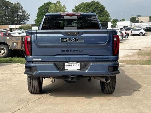 New 2026 GMC Sierra 2500 Denali w/ Denali Reserve Package AWD/4WD image 2