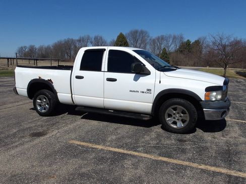 Used 2004 Dodge Ram 1500 Truck ST w/ Trailer Tow Group image 1