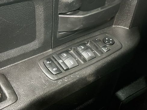 Used 2018 RAM 3500 Tradesman w/ Snow Chief Group image 18