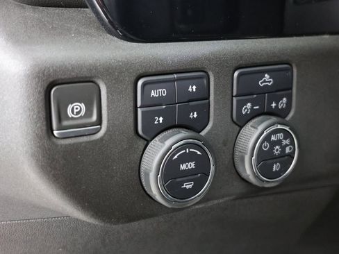 Used 2024 Chevrolet Silverado 1500 RST w/ Convenience Package II AWD/4WD image 17
