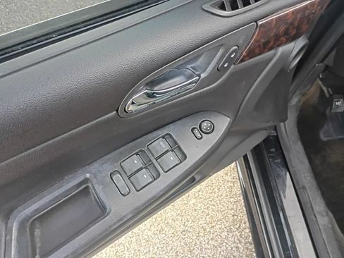 Used 2014 Chevrolet Impala LT FWD image 10