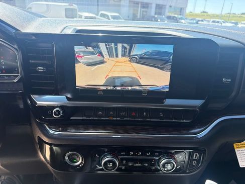 Used 2023 GMC Sierra 1500 Elevation AWD/4WD image 12