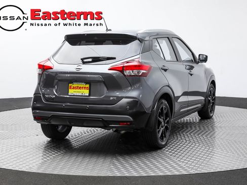 Used 2020 Nissan Kicks SR image 7