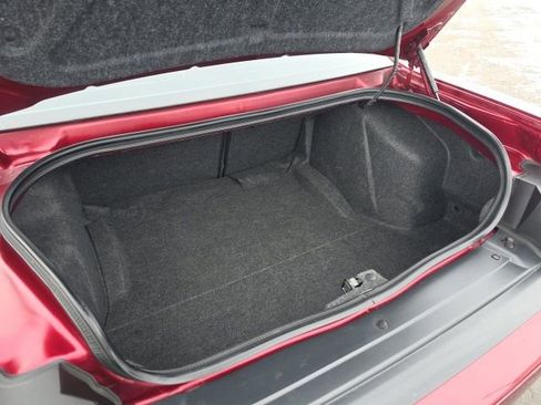 Used 2020 Dodge Challenger SXT w/ Blacktop Package image 43