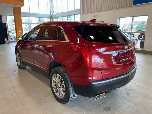 Used 2019 Cadillac XT5 Luxury w/ Advanced Security Package image 3