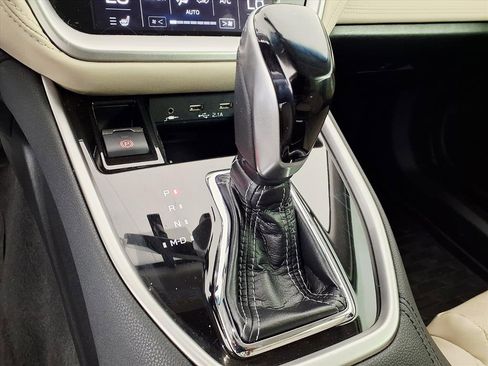 Used 2022 Subaru Legacy Limited image 21