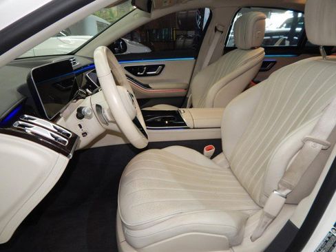Used 2023 Mercedes-Benz S 500 4MATIC w/ Warmth & Comfort Package image 19