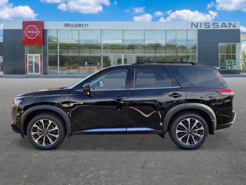 New 2026 Nissan Pathfinder Platinum FWD image 2