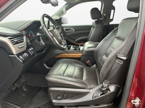 Used 2020 GMC Yukon XL Denali image 19