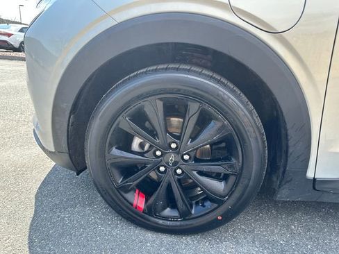 Used 2023 Chevrolet Bolt EUV Premier w/ Redline Edition FWD image 24