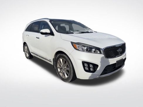 Used 2016 Kia Sorento SX w/ SXL Technology Package image 2
