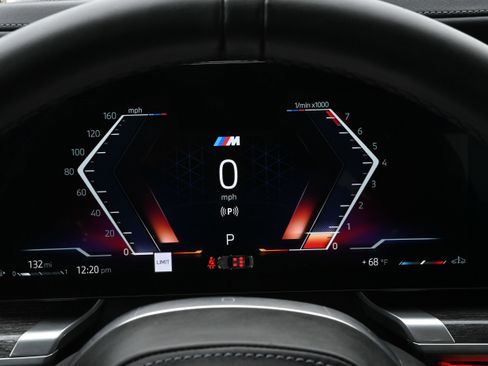 Certified 2023 BMW 740i w/ Parking Assistance Package image 17