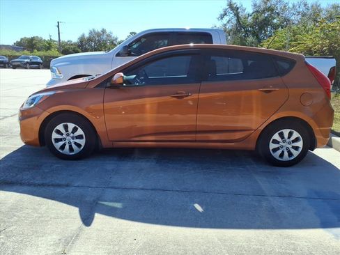 Used 2015 Hyundai Accent GS image 4