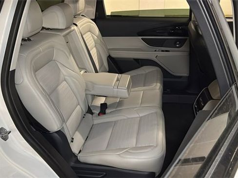 New 2026 Lincoln Nautilus Reserve image 12