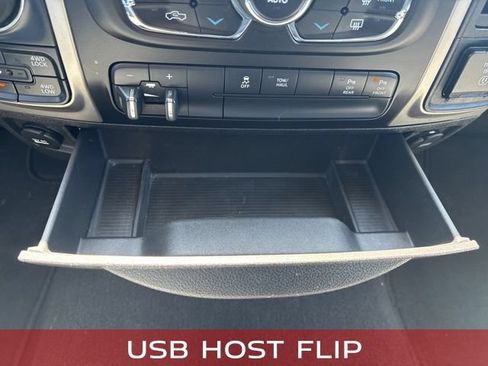 Used 2019 RAM 1500 Big Horn AWD/4WD image 34