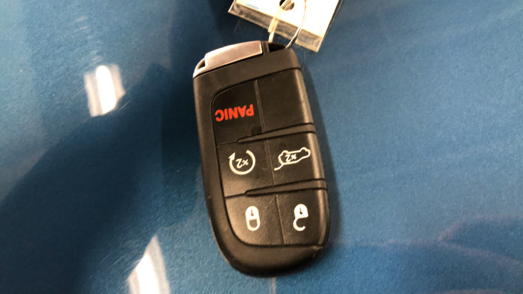 Used 2025 Dodge Durango R/T AWD/4WD image 27