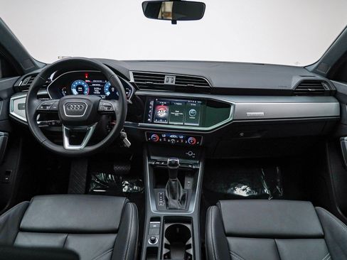 Certified 2025 Audi Q3 2.0T Premium w/ Black Optic Sport Package image 13