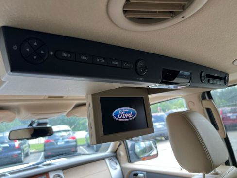 Used 2010 Ford Expedition Eddie Bauer RWD image 18