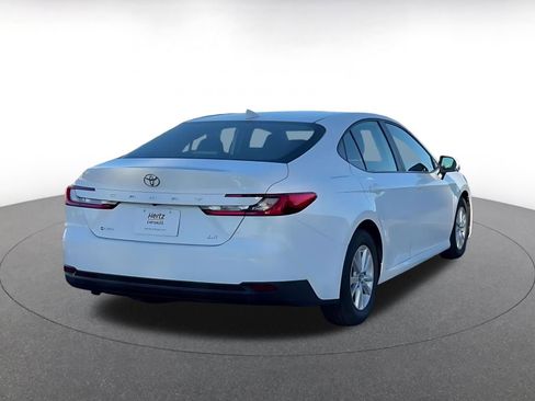 Used 2025 Toyota Camry LE image 14