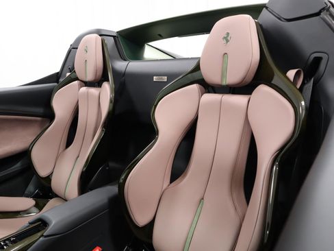 Used 2025 Ferrari 296 GTS Convertible RWD image 18