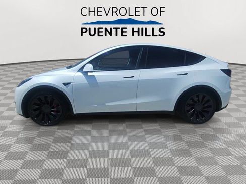 Used 2022 Tesla Model Y Performance AWD/4WD image 5