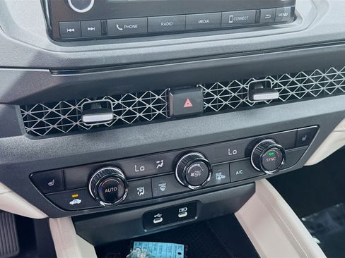 Certified 2023 Honda Accord EX image 14