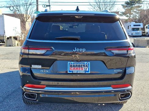 Used 2023 Jeep Grand Cherokee L Summit w/ Advanced Protech Group IV image 5