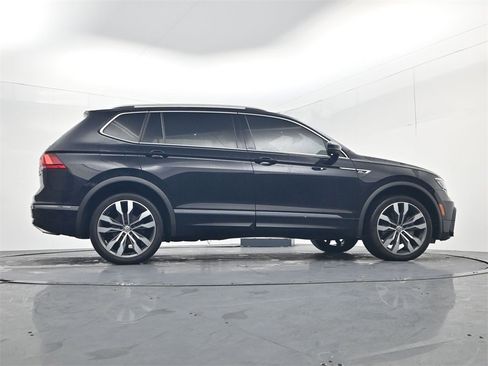 Used 2021 Volkswagen Tiguan SEL Premium R-Line image 43