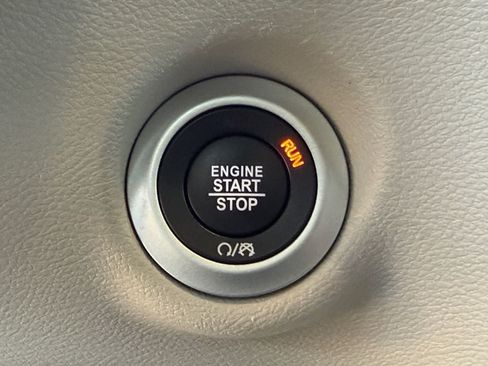 Used 2024 Chrysler Voyager LX FWD image 24