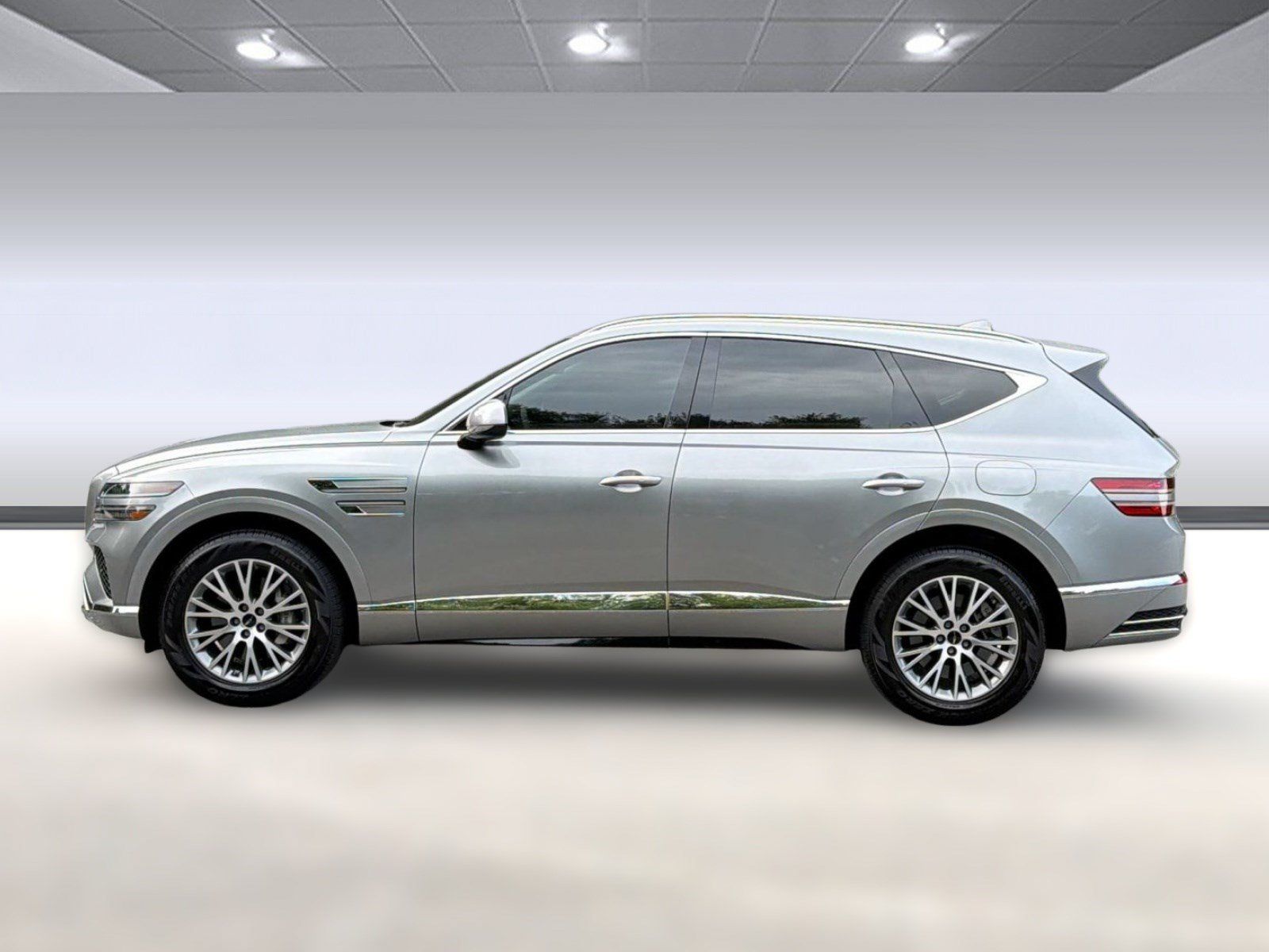 Used 2025 Genesis GV80 2.5T Standard AWD/4WD image 2