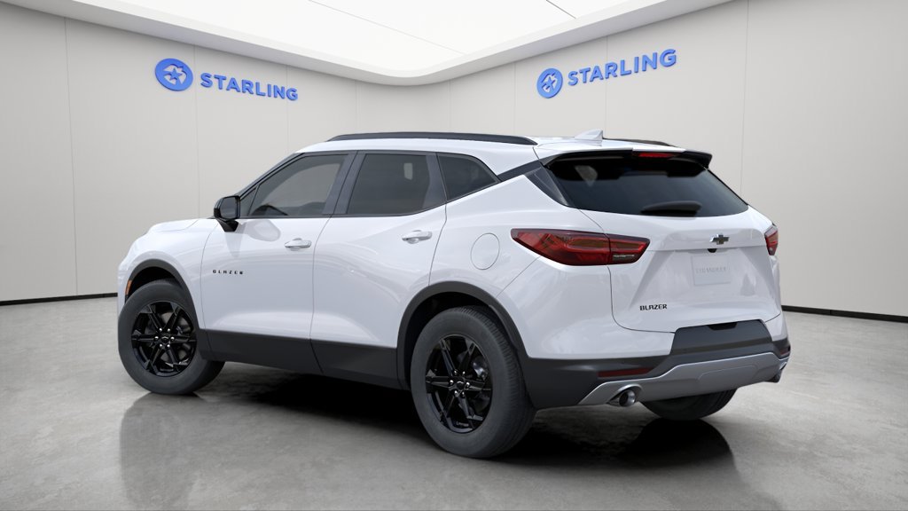 New 2026 Chevrolet Blazer LT w/ Convenience Package FWD image 2
