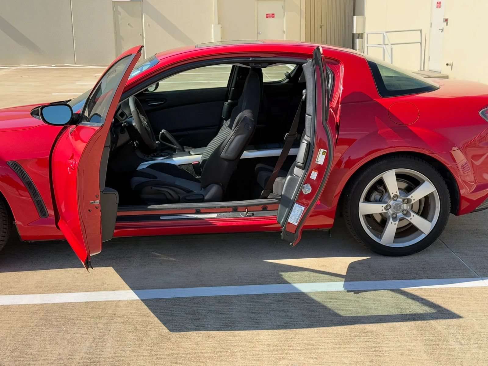 Used 2006 MAZDA RX-8 w/ Touring Pkg RWD image 19