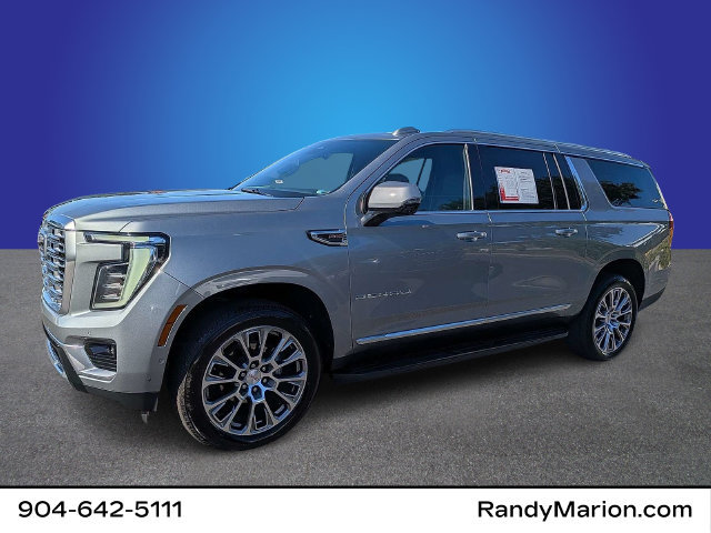 Used 2025 GMC Yukon XL Denali AWD/4WD image 1